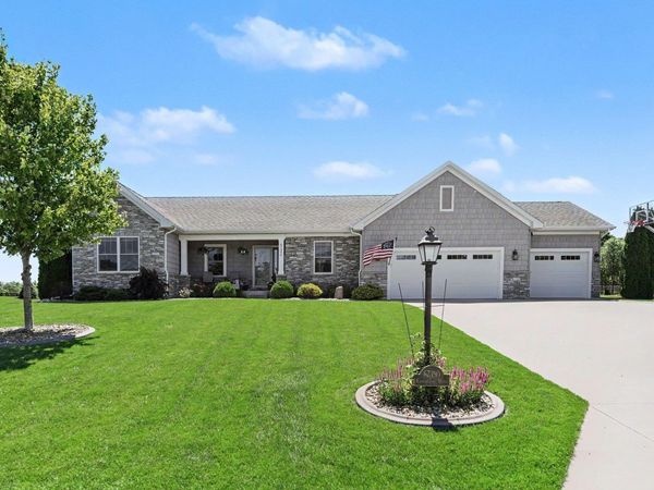 67390 Kensington Drive, Goshen, IN 46526
