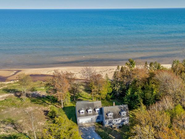 N5485 Carnegie TRL, Naubinway, MI 49762