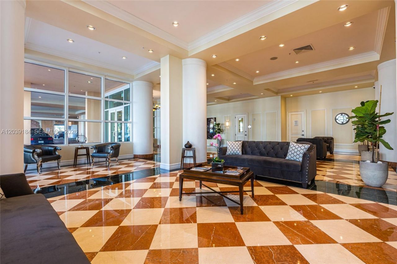 17555 Atlantic Blvd , Unit UPH6, Sunny Isles Beach, FL 33160 Photo