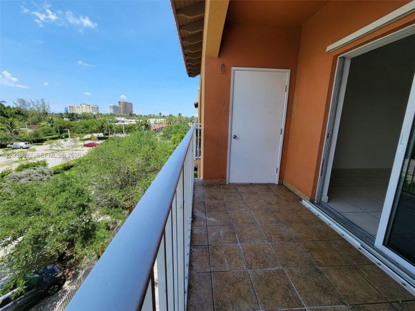 1300 NE 109th St , Unit 405, Miami, FL 33161