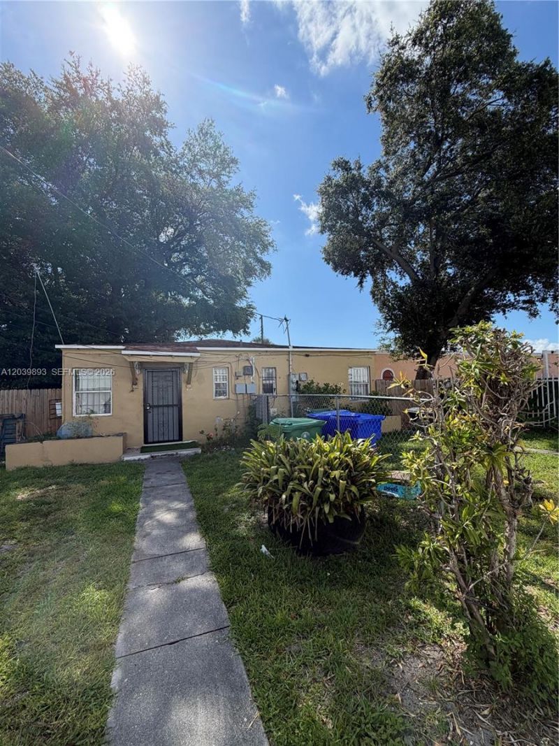 5421 NW 1st Ct, Miami, FL 33127 Photo
