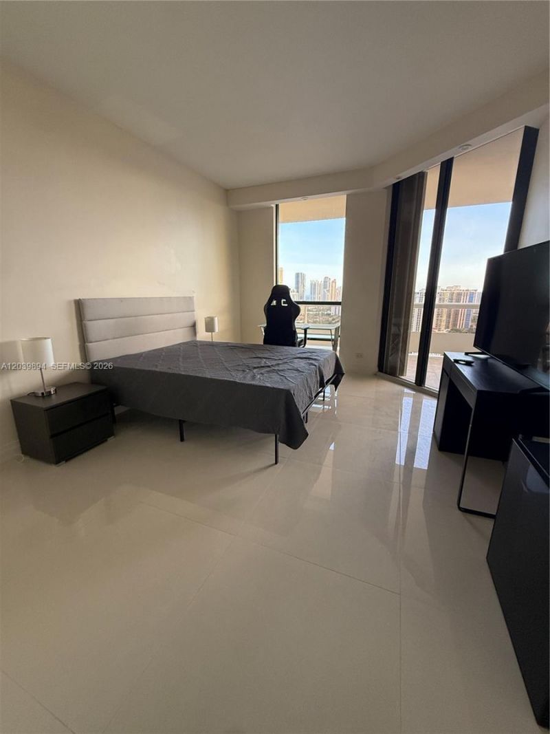20191 E Country Club Dr , Unit TS8, Aventura, FL 33180 Photo