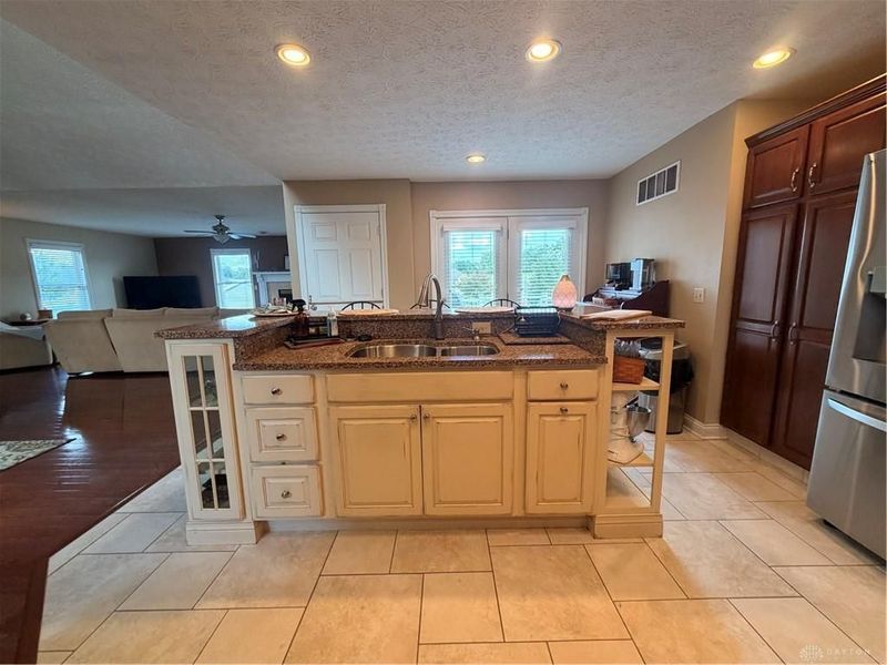 2049 N Highlander Drive, Xenia, OH 45385 Photo 11