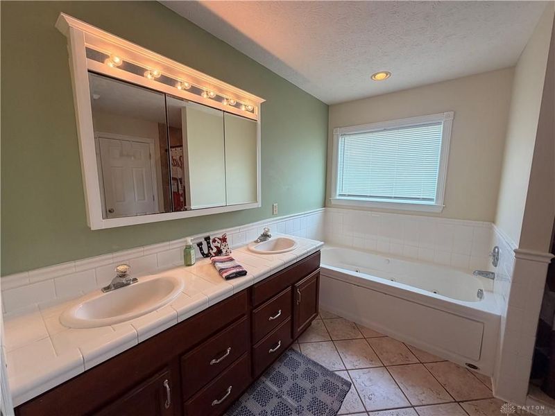 2049 N Highlander Drive, Xenia, OH 45385 Photo 28