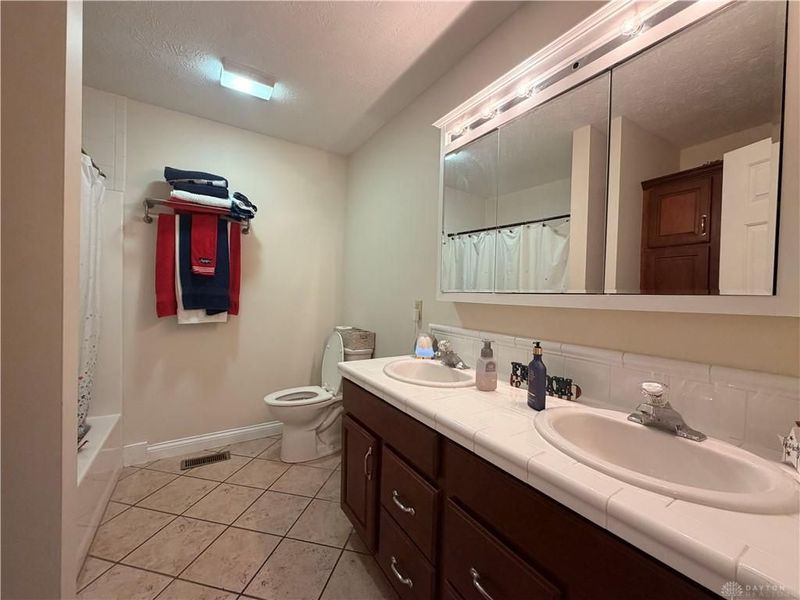 2049 N Highlander Drive, Xenia, OH 45385 Photo 37