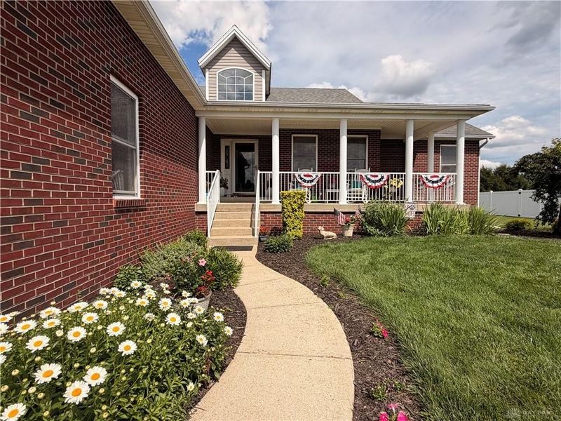2049 N Highlander Drive, Xenia, OH 45385 Photo 4