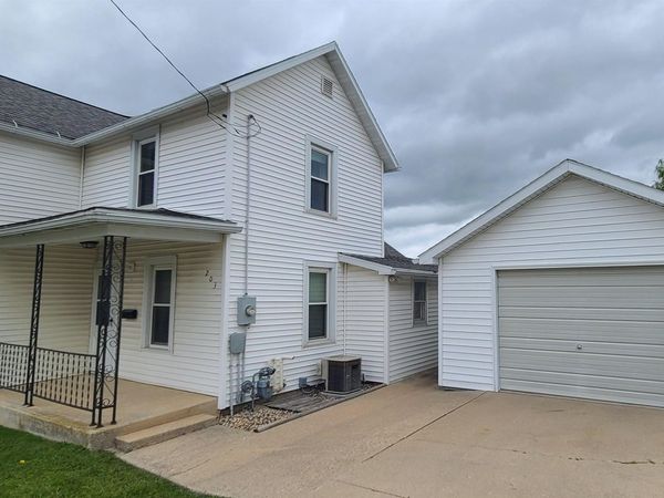 203 S Water Street, Monona, IA 52159