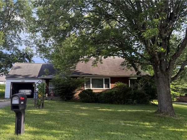 3314 Lee Street NW, North Canton, OH 44720