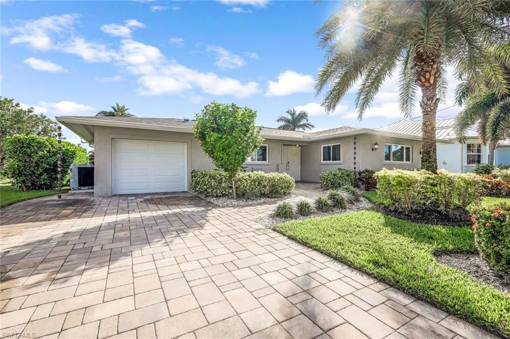 5205 SW 3rd Ave, Cape Coral, FL 33914 Photo