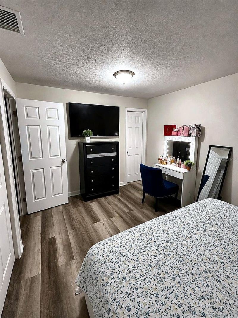 209 Berry Tree Place , Unit 209, Brandon, FL 33510 Photo
