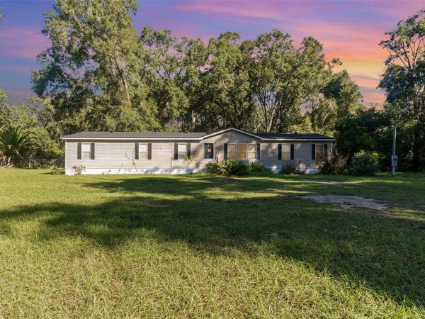 18905 NW 250TH STREET , HIGH SPRINGS, FL 32643