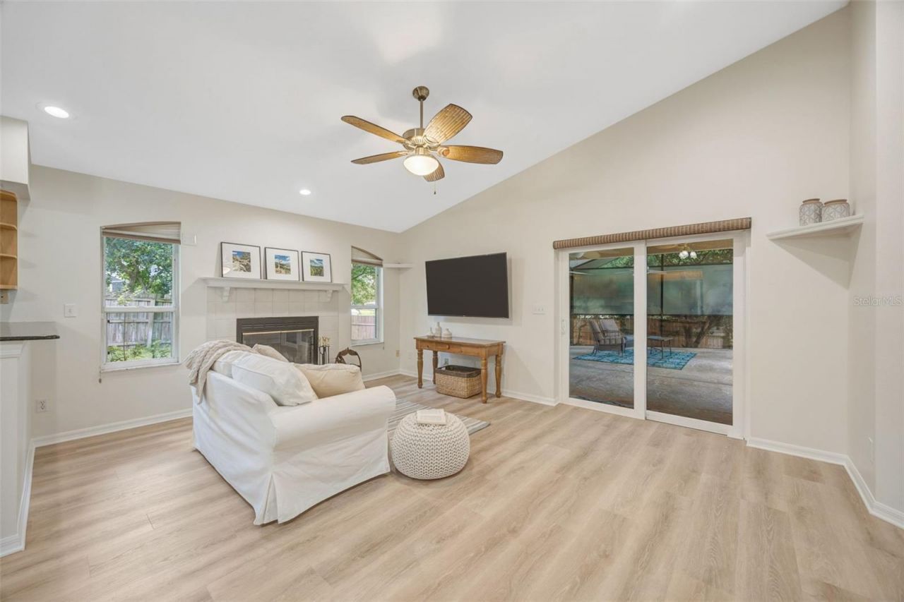 3015 Folklore Drive, Valrico, FL 33596 Photo
