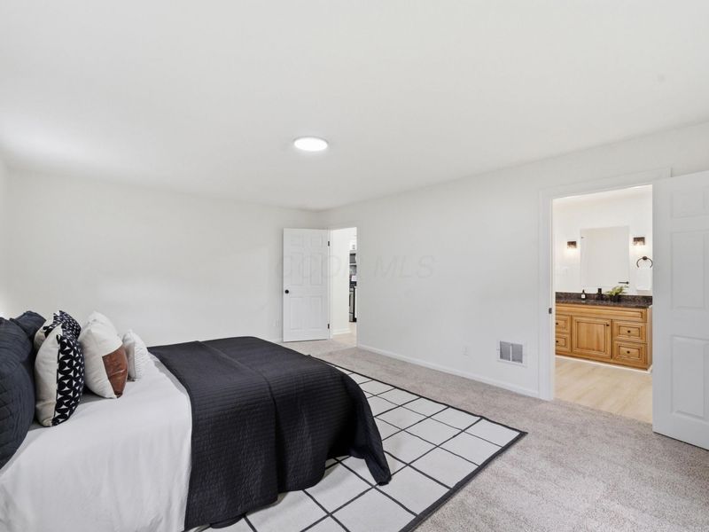 933 S Broad Street, Lancaster, OH 43130 Photo 19