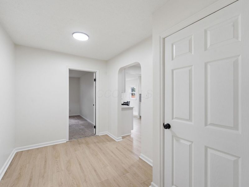 933 S Broad Street, Lancaster, OH 43130 Photo 7