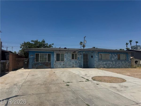 909 Mezpah Street , Las Vegas, NV 89106