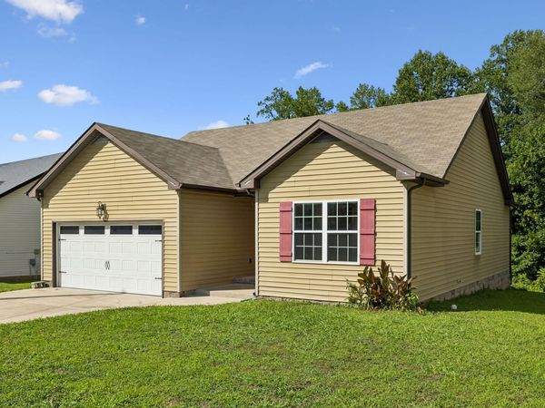 1405 Jenny Ln, Clarksville, TN 37042