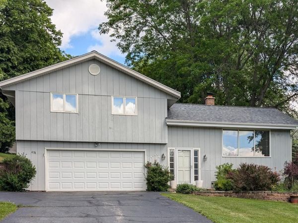 631 Jordan CIRCLE, Colgate, WI 53017