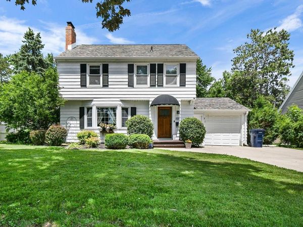1121 Hawthorne AVENUE, Janesville, WI 53545