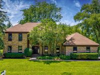 14 James Drive, Hawthorn Woods, IL 60047 primary photo