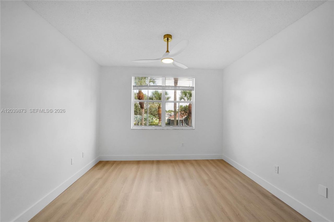 2020 Greenview Shores Blvd , Unit 109, Wellington, FL 33414 Photo