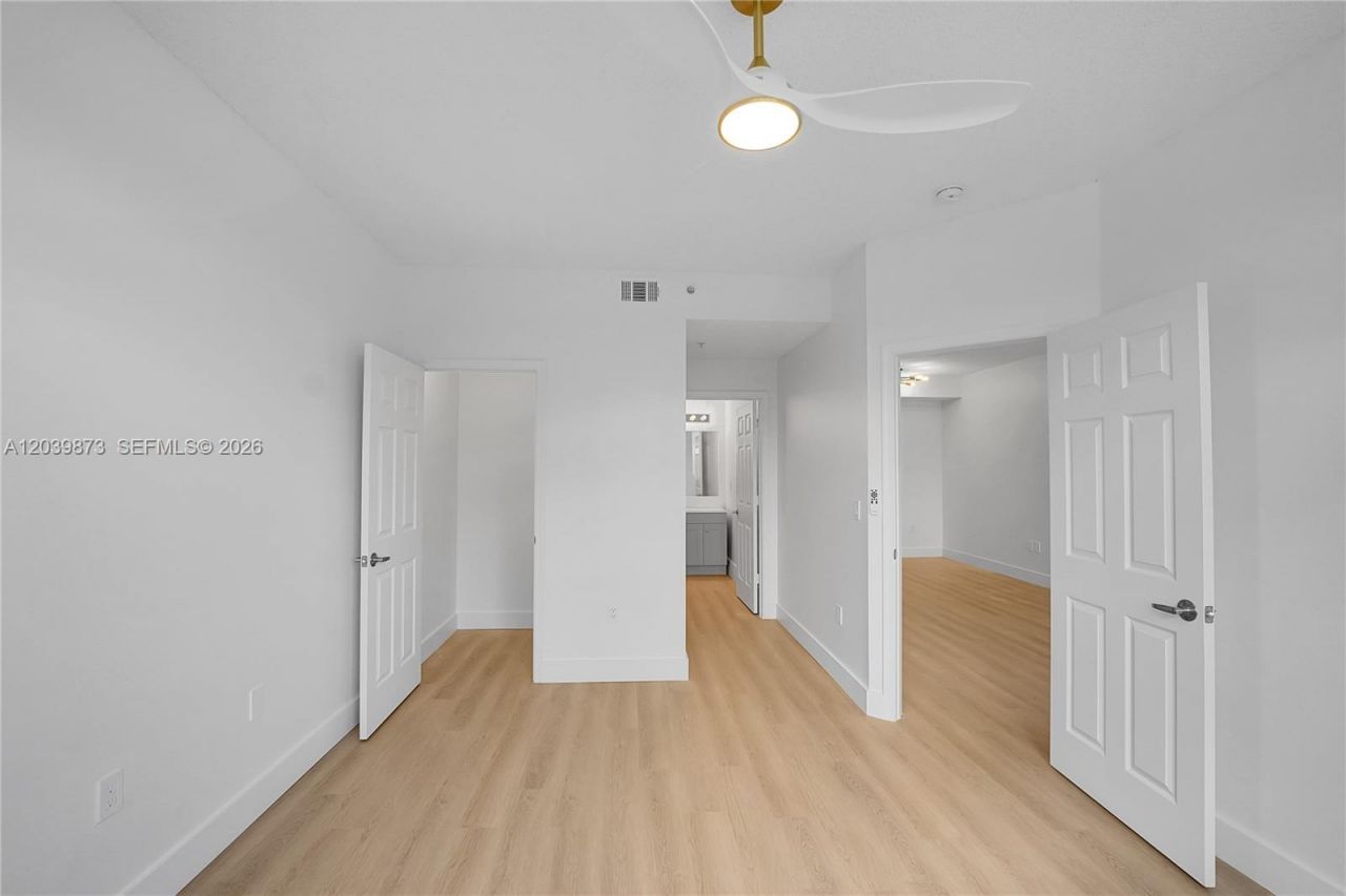 2020 Greenview Shores Blvd , Unit 109, Wellington, FL 33414 Photo