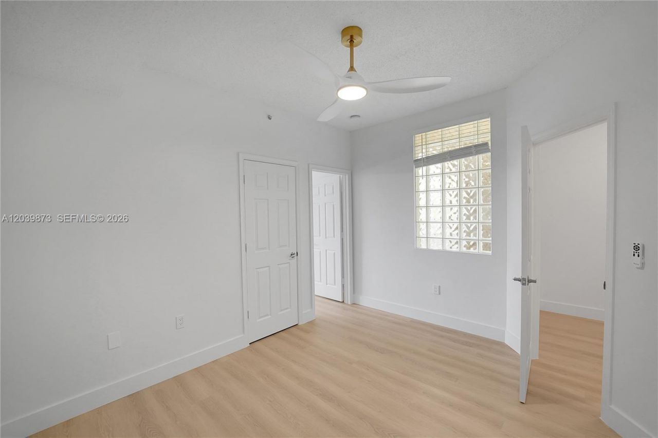 2020 Greenview Shores Blvd , Unit 109, Wellington, FL 33414 Photo