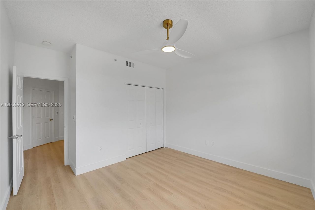 2020 Greenview Shores Blvd , Unit 109, Wellington, FL 33414 Photo