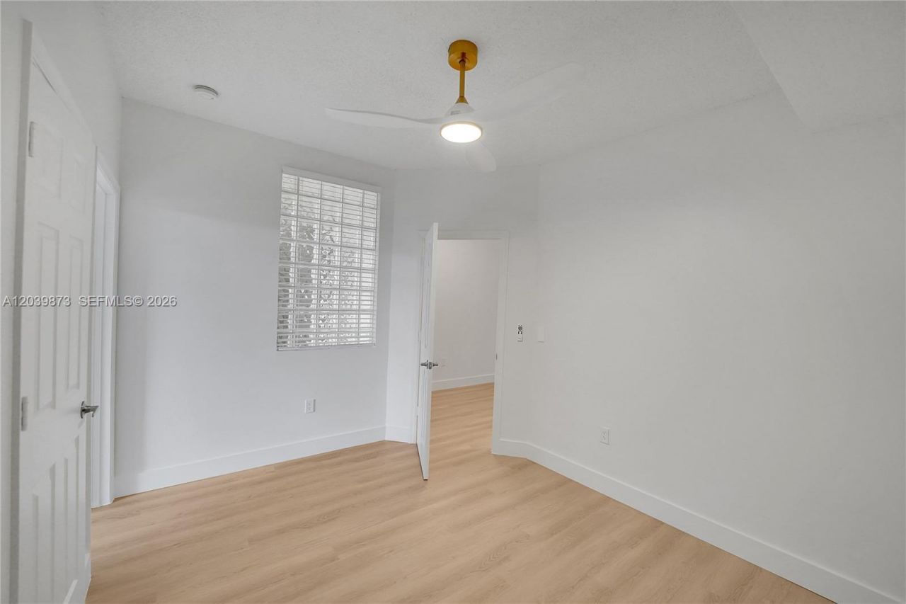 2020 Greenview Shores Blvd , Unit 109, Wellington, FL 33414 Photo