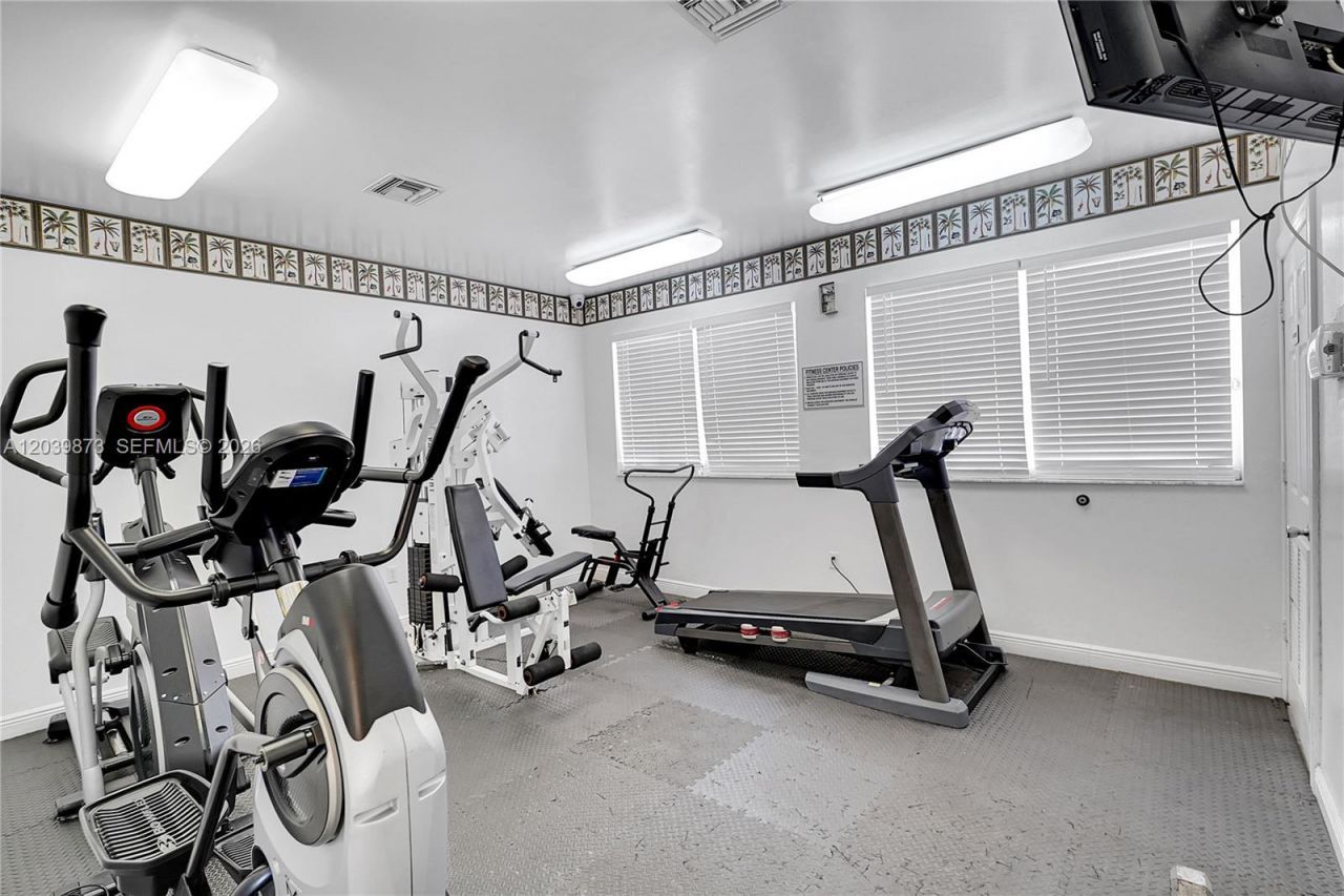 2020 Greenview Shores Blvd , Unit 109, Wellington, FL 33414 Photo