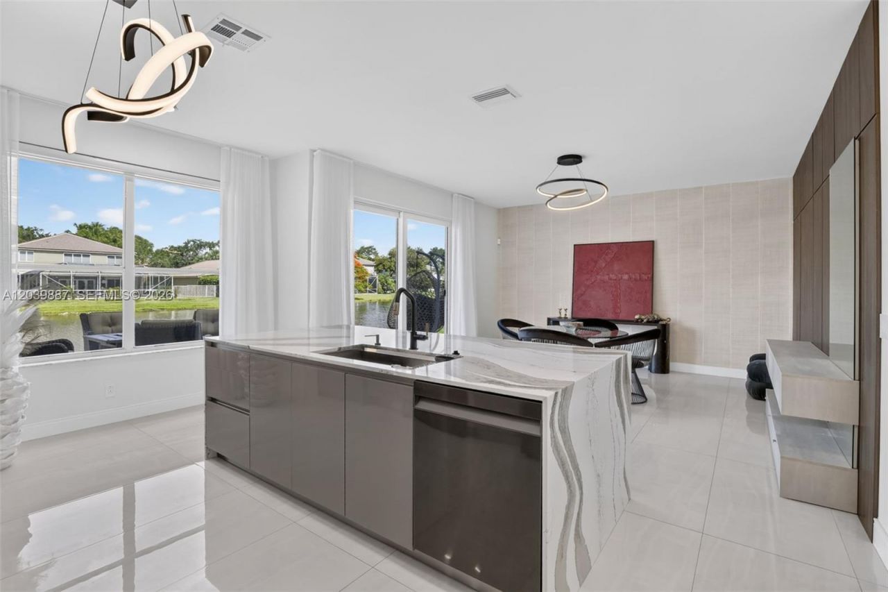 16233 Opal Creek Dr, Weston, FL 33331 Photo
