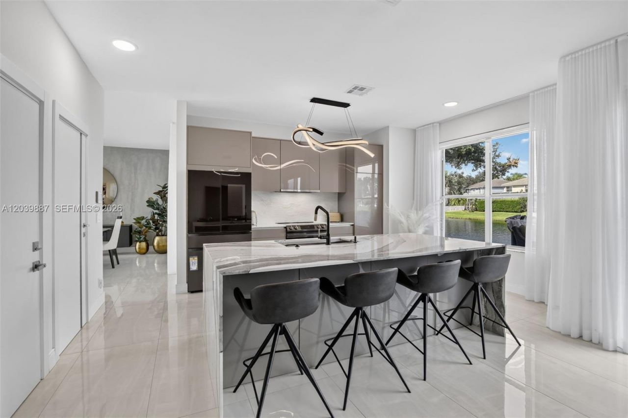 16233 Opal Creek Dr, Weston, FL 33331 Photo