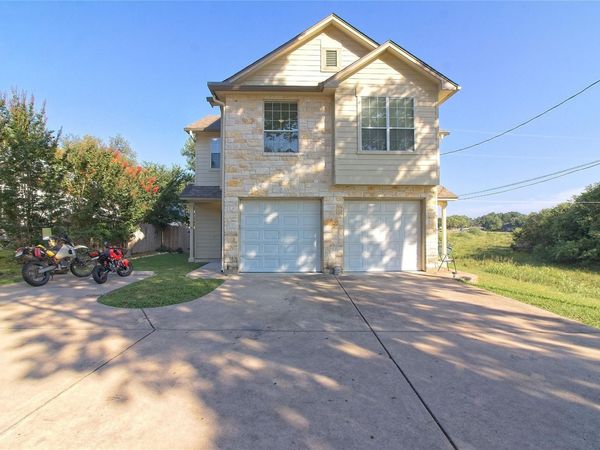 2903 Whisper Oaks LN, Unit A, Georgetown, TX 78628