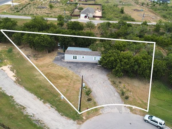 205 Arrowhead CV, Kyle, TX 78640