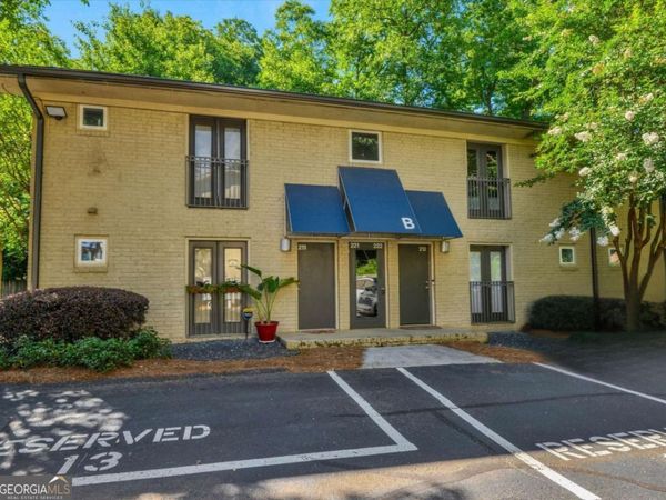 2023 Oakview Road SE, Unit 222, Atlanta, GA 30317