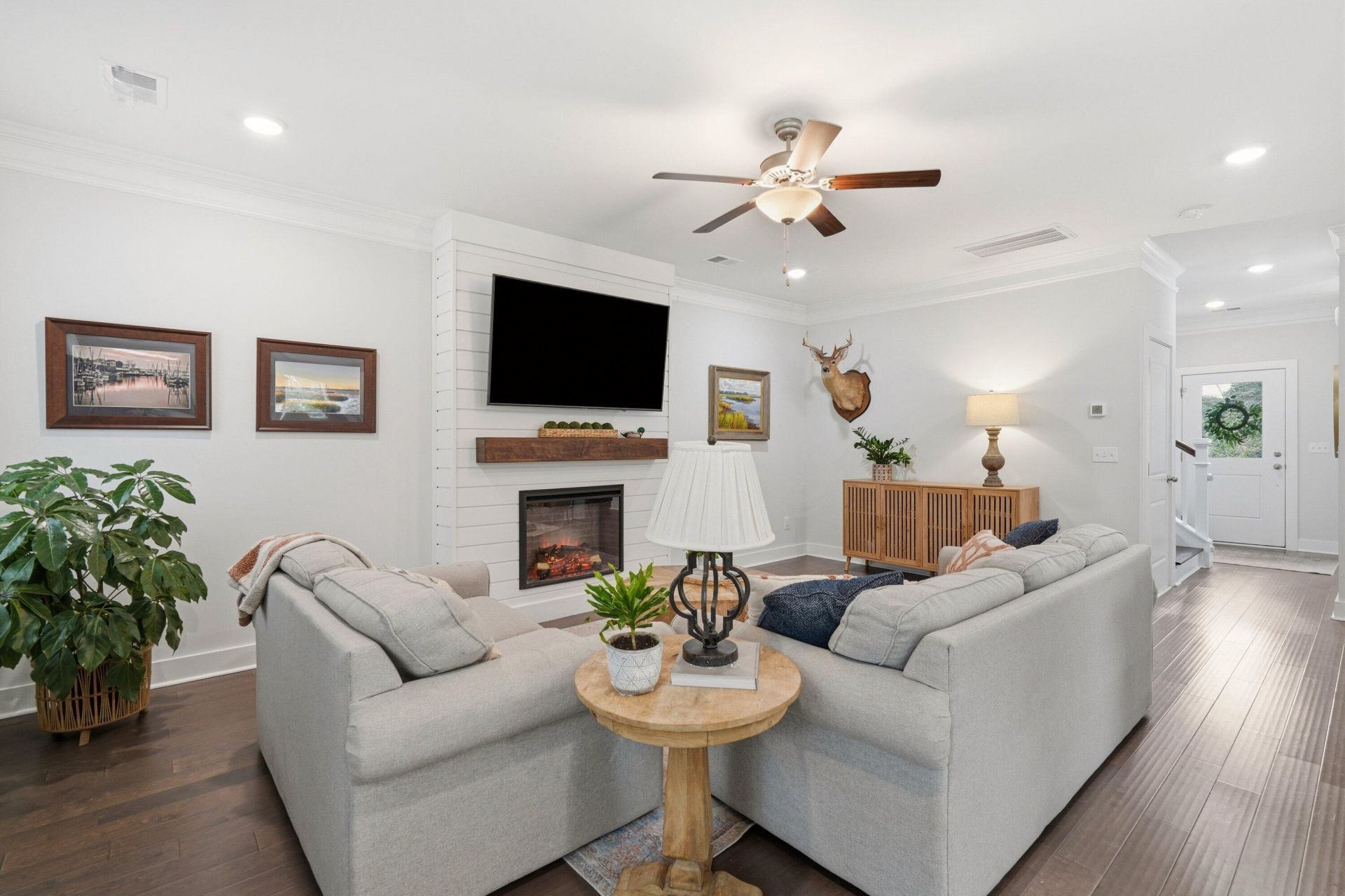 1319 Lucinda Street Photo 11