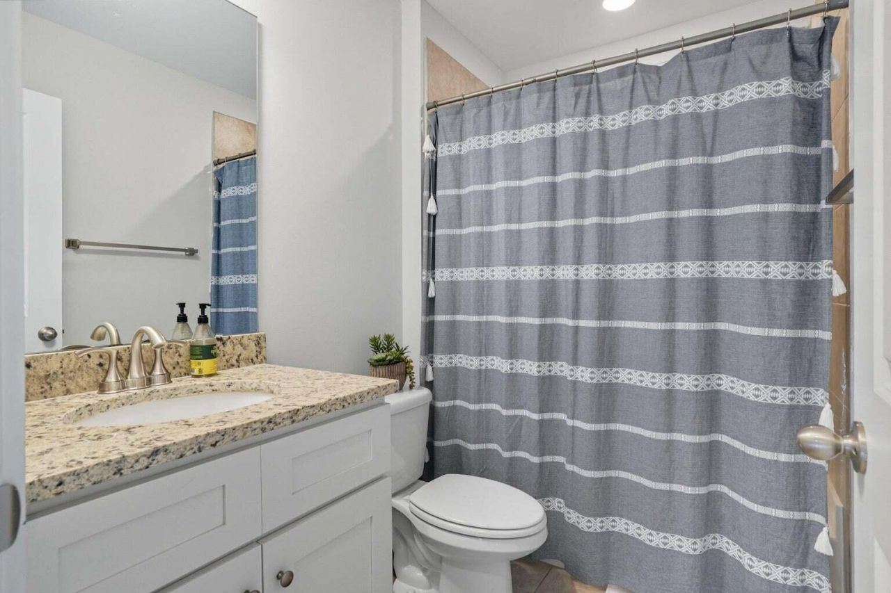 1319 Lucinda Street Photo 26