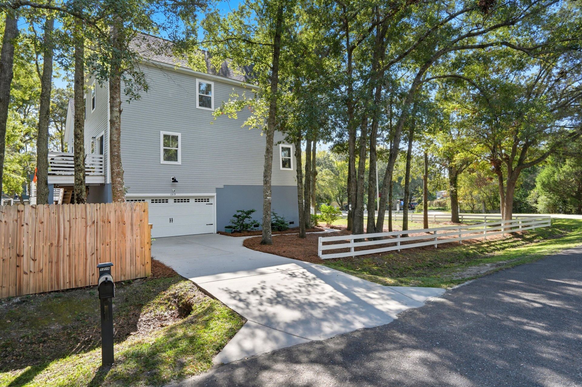 1319 Lucinda Street Photo 34