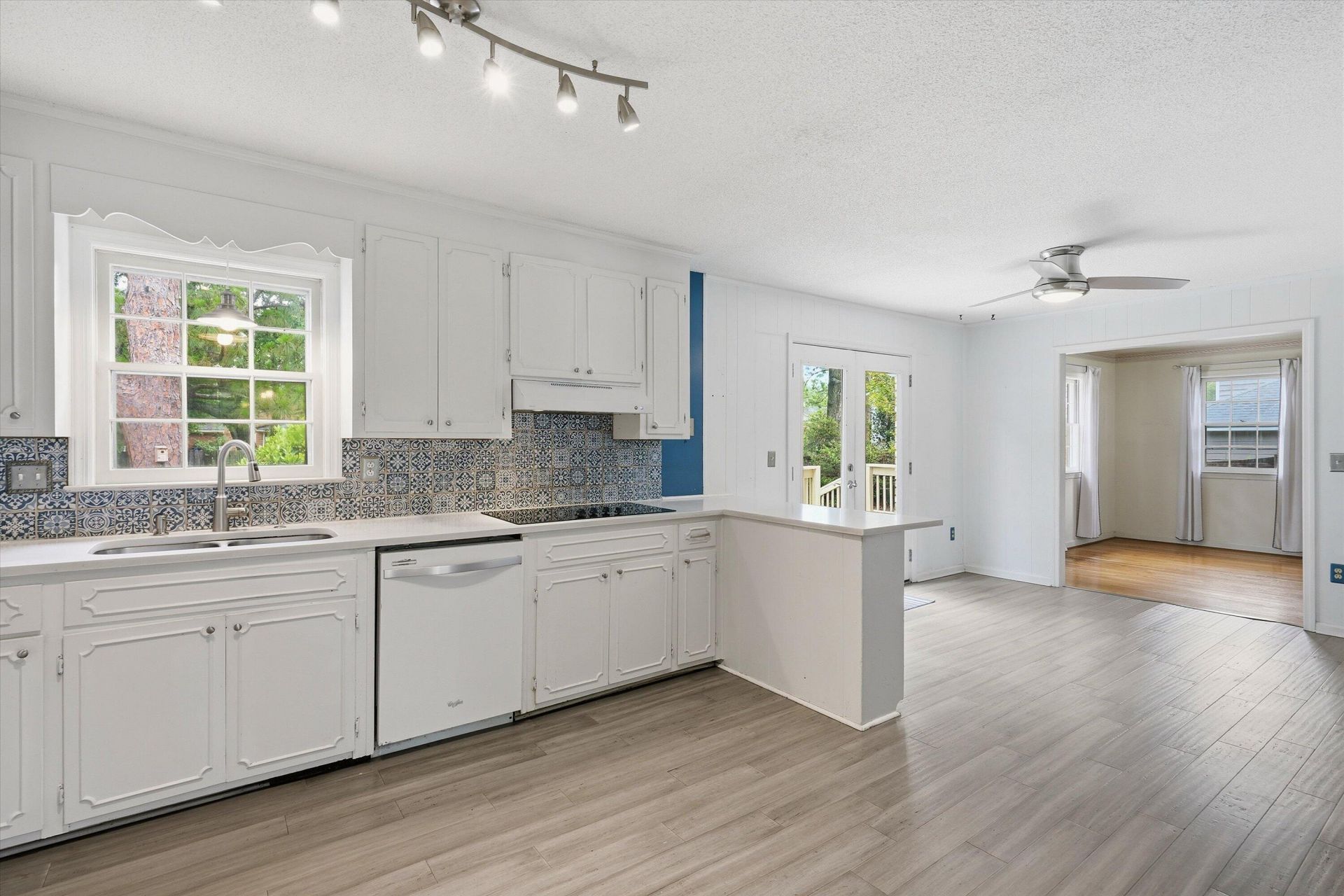 932 Tall Pine Road Photo 10
