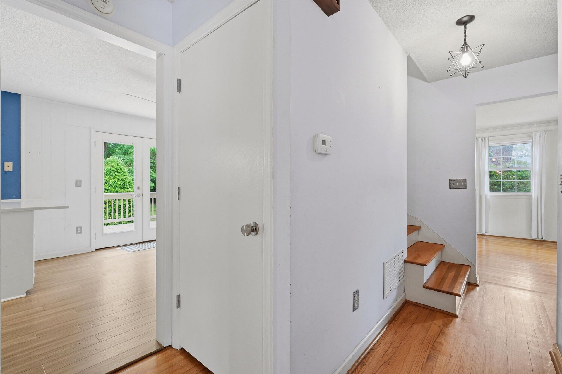 932 Tall Pine Road Photo 6