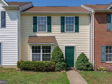 327 ELLERY COURT , FREDERICKSBURG, VA 22408