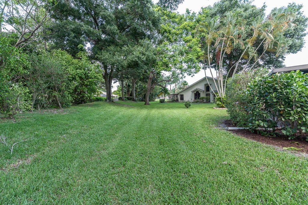 10860 Stafford Circle N, Boynton Beach, FL 33436 Photo