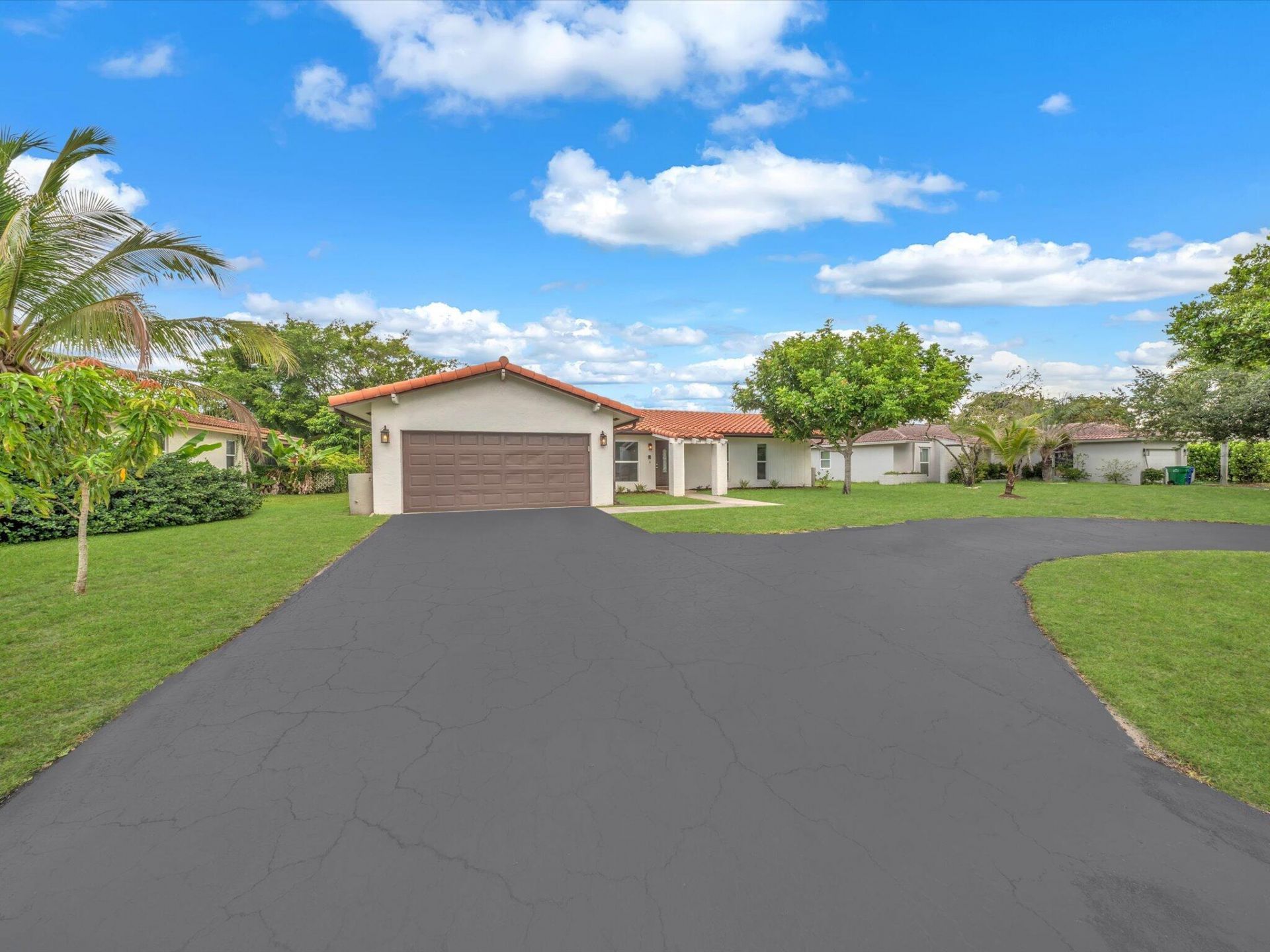 834 Ramblewood Drive, Coral Springs, FL 33071 Photo