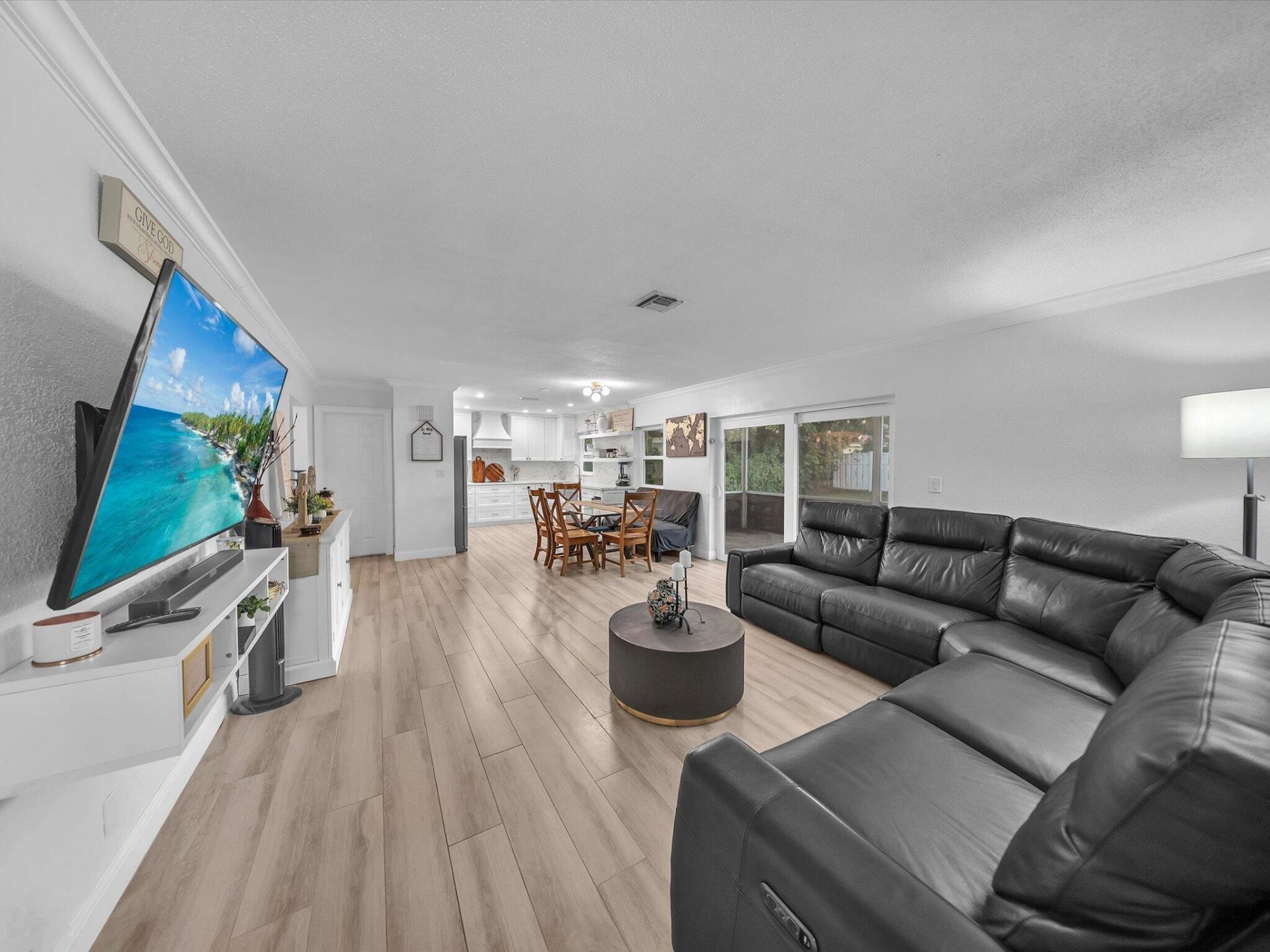 834 Ramblewood Drive, Coral Springs, FL 33071 Photo