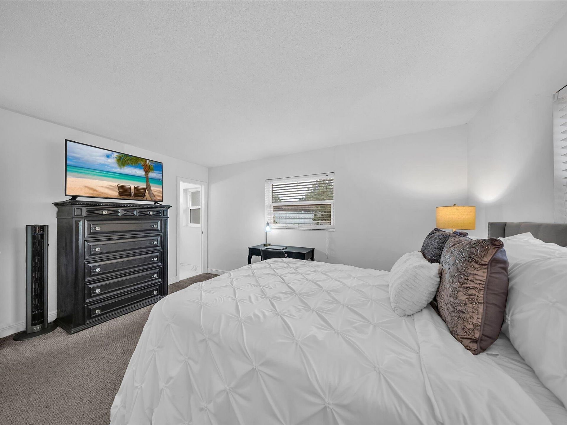 834 Ramblewood Drive, Coral Springs, FL 33071 Photo