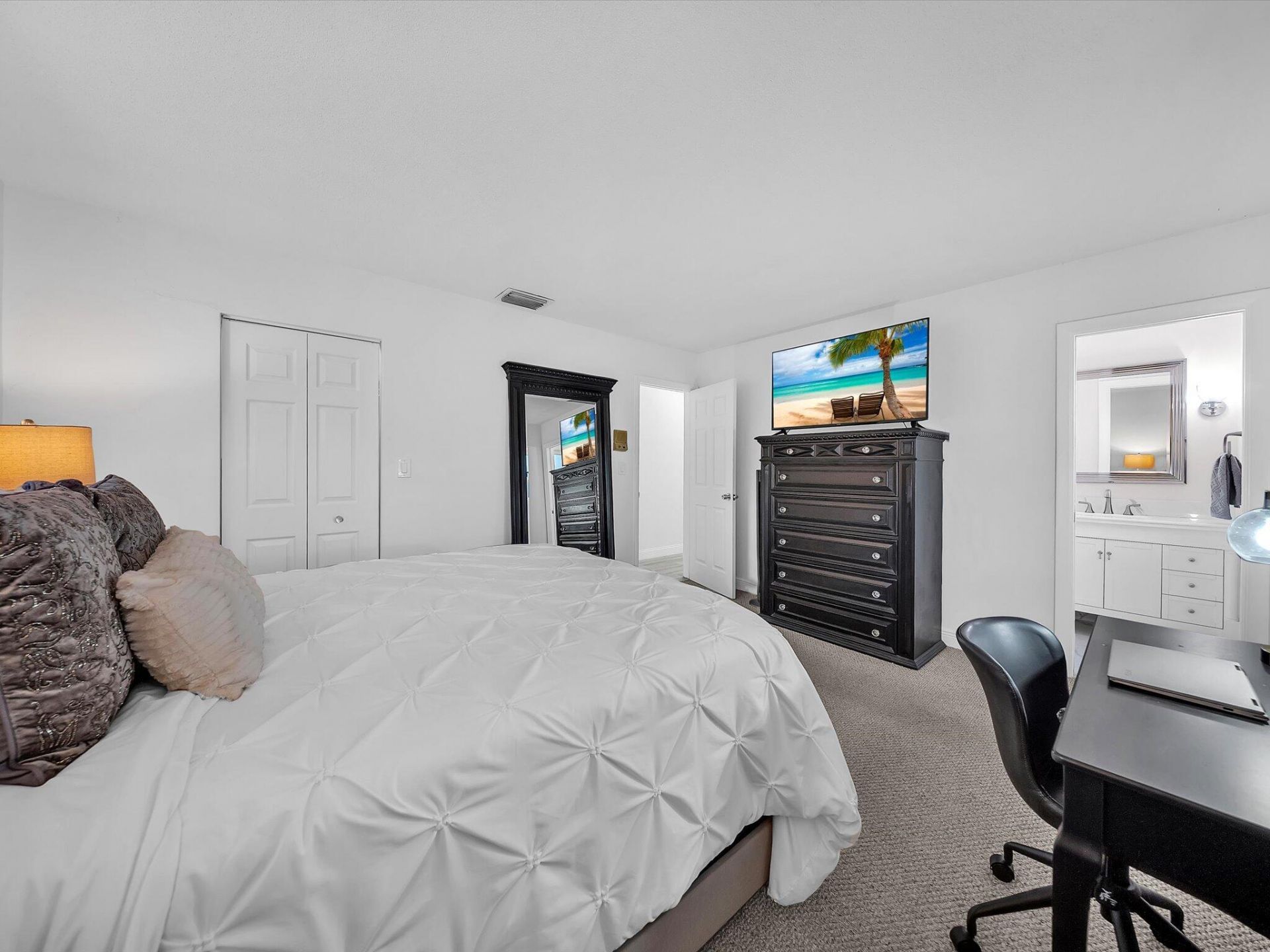 834 Ramblewood Drive, Coral Springs, FL 33071 Photo