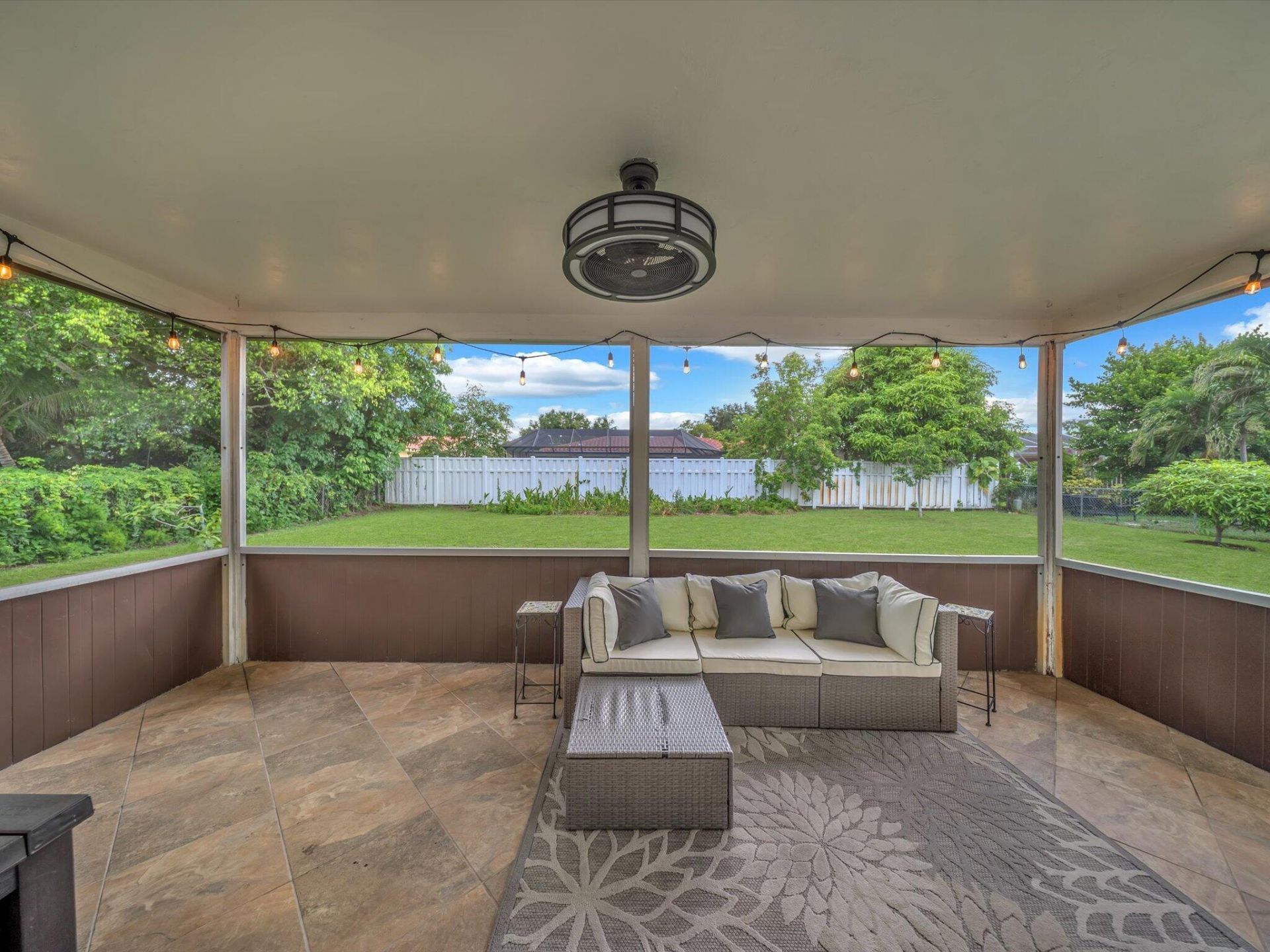 834 Ramblewood Drive, Coral Springs, FL 33071 Photo