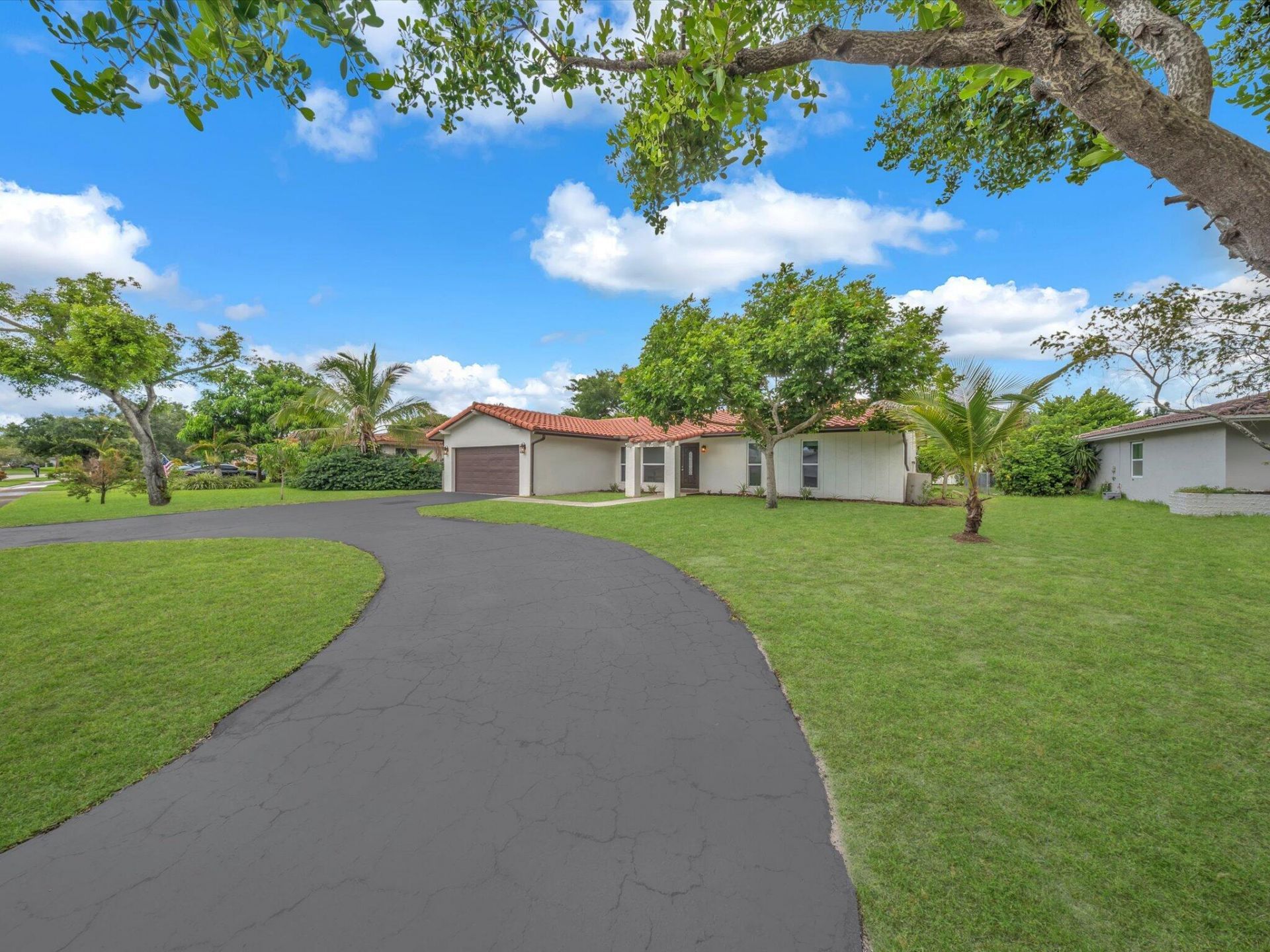 834 Ramblewood Drive, Coral Springs, FL 33071 Photo