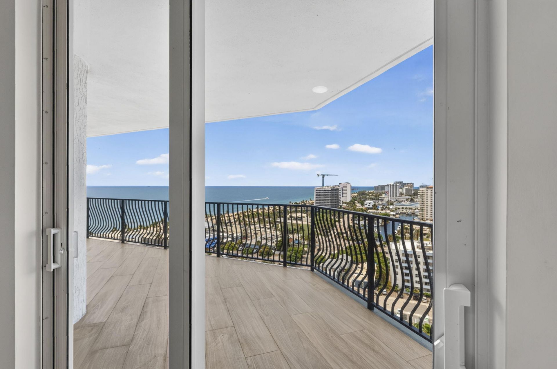 100 S Birch Road, Unit 1701a, Fort Lauderdale, FL 33316 Photo