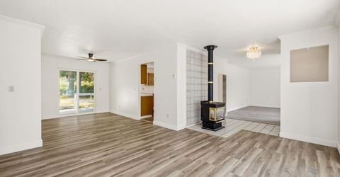 1573 Pebble Beach Drive, South Lake Tahoe, CA 96150 Photo