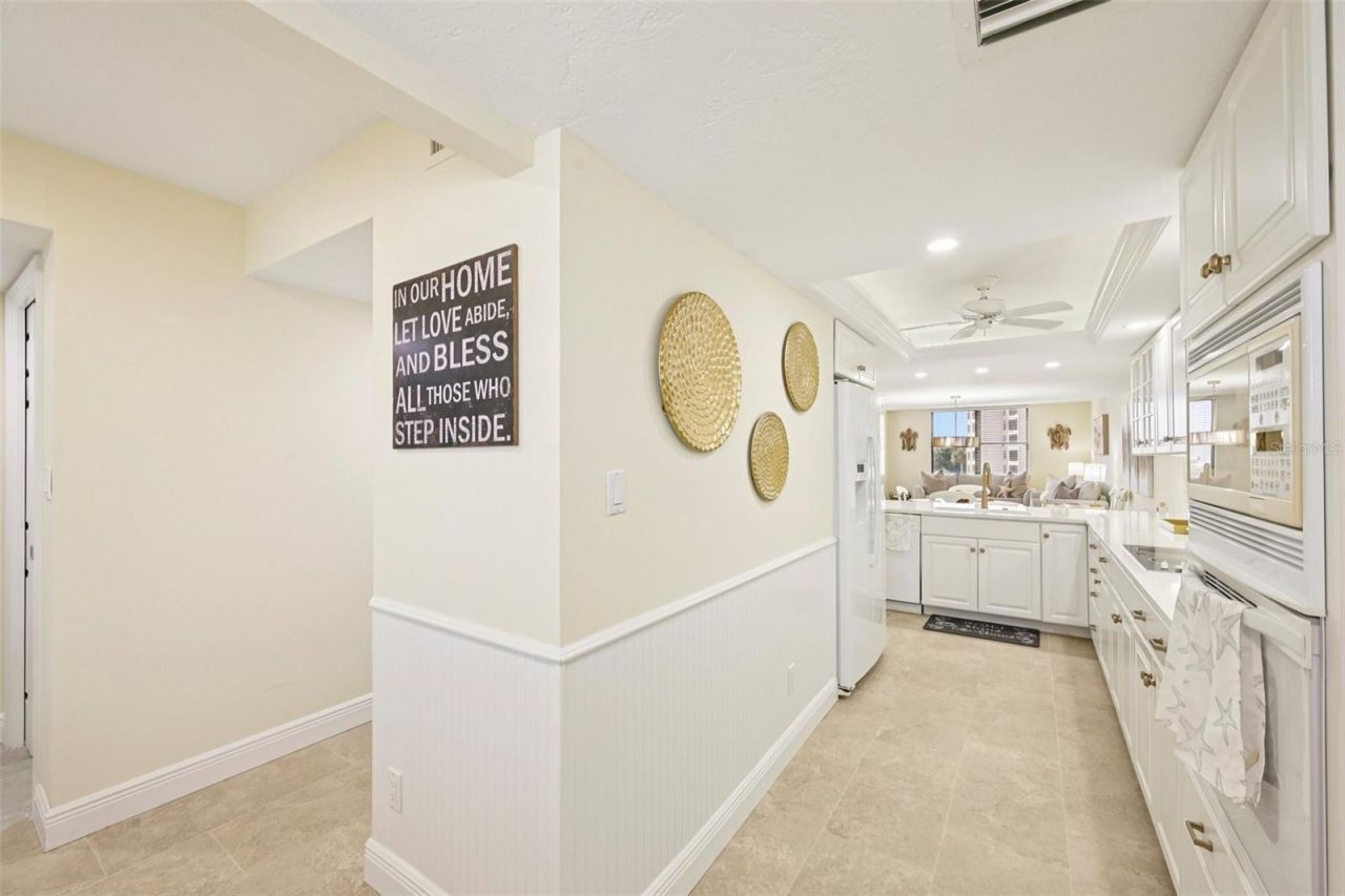 5780 Midnight Pass Road, Unit 407, Sarasota, FL 34242 Photo